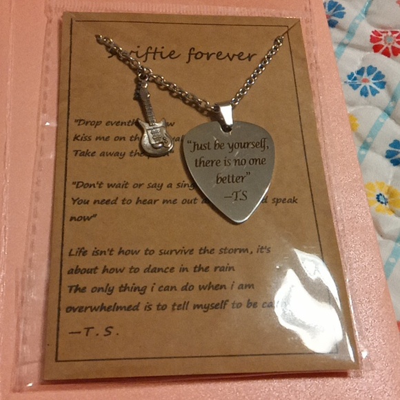 🩷Taylor Swift Eras tour birthday gift set - Picture 4 of 8